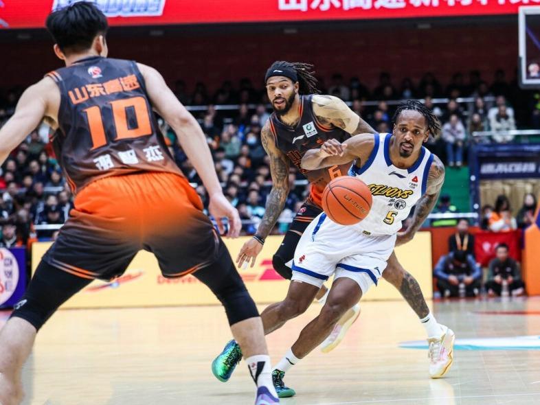 APP下载包含勒沃库森豪取连胜备战CBA常规赛窗口期尼斯调整名单以备NBA总决赛，这操作让人直呼：拜仁慕尼黑回应争议的词条